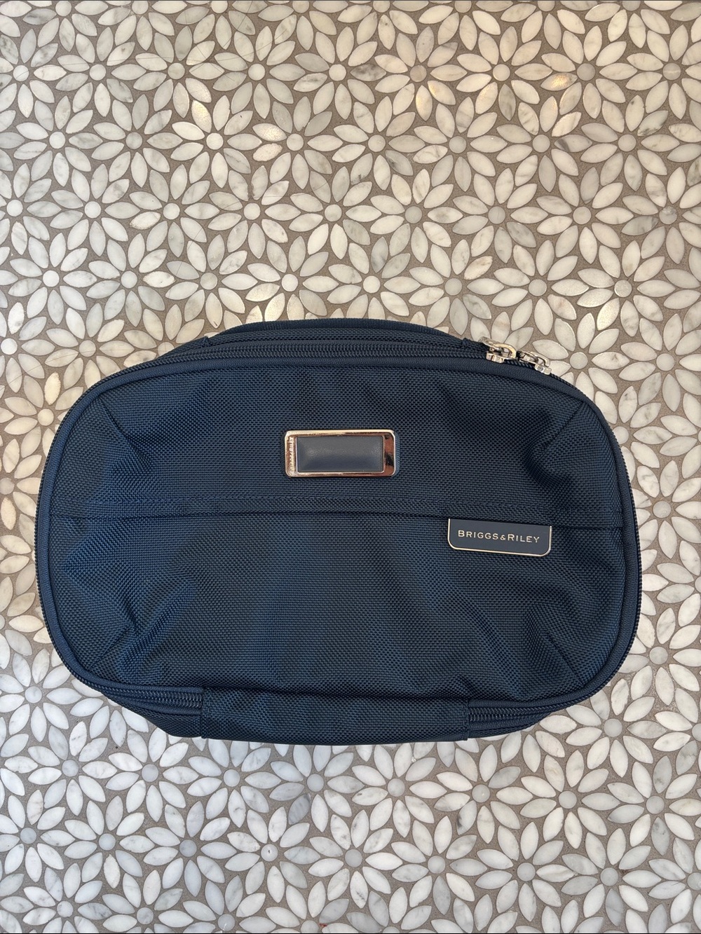 Unisex Briggs and Riley Baseline Expandable Essentials Kit in Teal, OS-Like New!